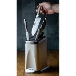 Global G-EARTH7B Earth-Tsuchi 7 Piece Knife Block Set -Global Shop global g earth7b earth tsuchi 7 piece knife block set p2280 13098 image