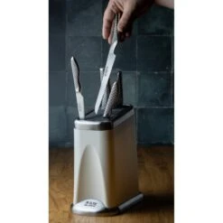 Global G-EARTH7B Earth-Tsuchi 7 Piece Knife Block Set -Global Shop global g earth7b earth tsuchi 7 piece knife block set p2280 13101 image